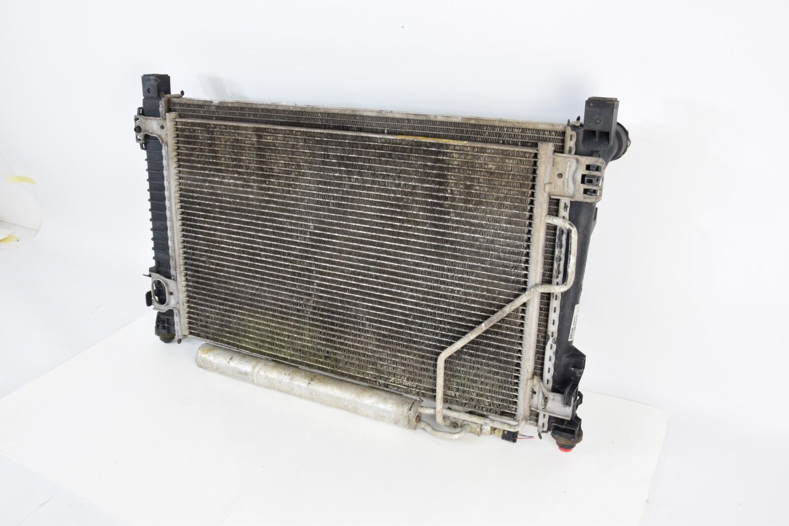 W203 C180 Kompressor Wasserkühler Motorkühler Kühler Motorkühlung  A2035000603 - AUTODOGS