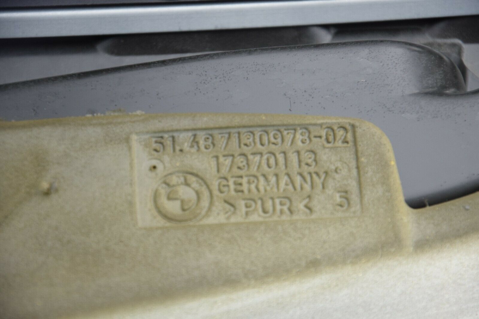 BMW E60 E61 Armaturenbrett Verkleidung Instrumententafel Airbag HUD 6976431  - Ceres Webshop